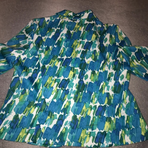 Beautiful bright blazer/ work or going out ❤️❤️ - Picture 3 of 4